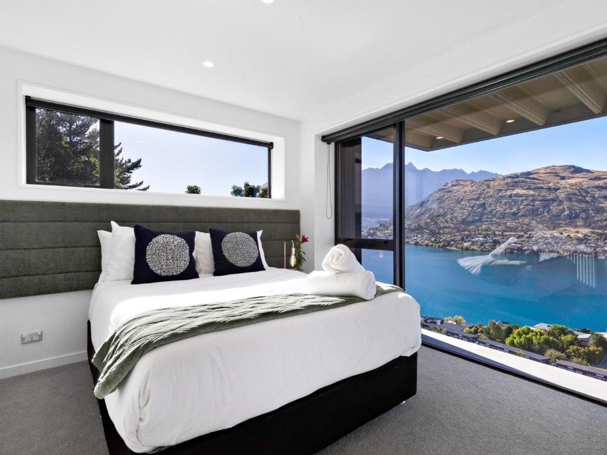 Woods Villa Tui ควีนส์ทาวน์ ภายนอก รูปภาพ